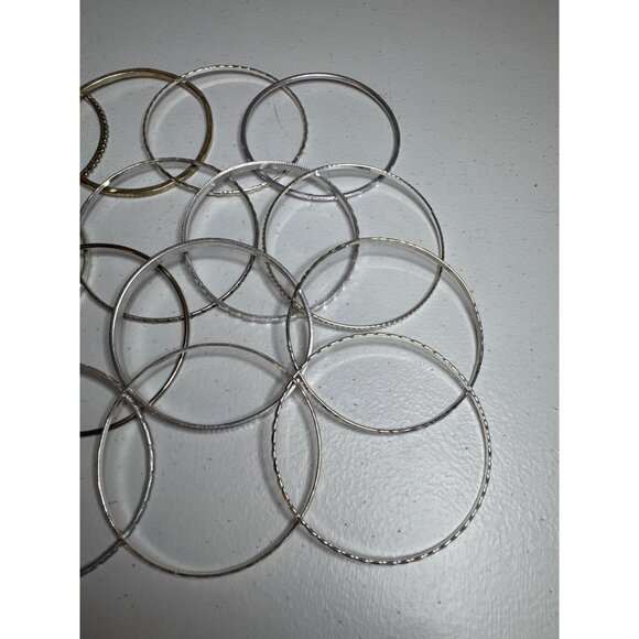 Bangle Bracelets Womens Lot Of 20 Mixed Silver-Tone Textured Unbranded - Picture 7 of 8